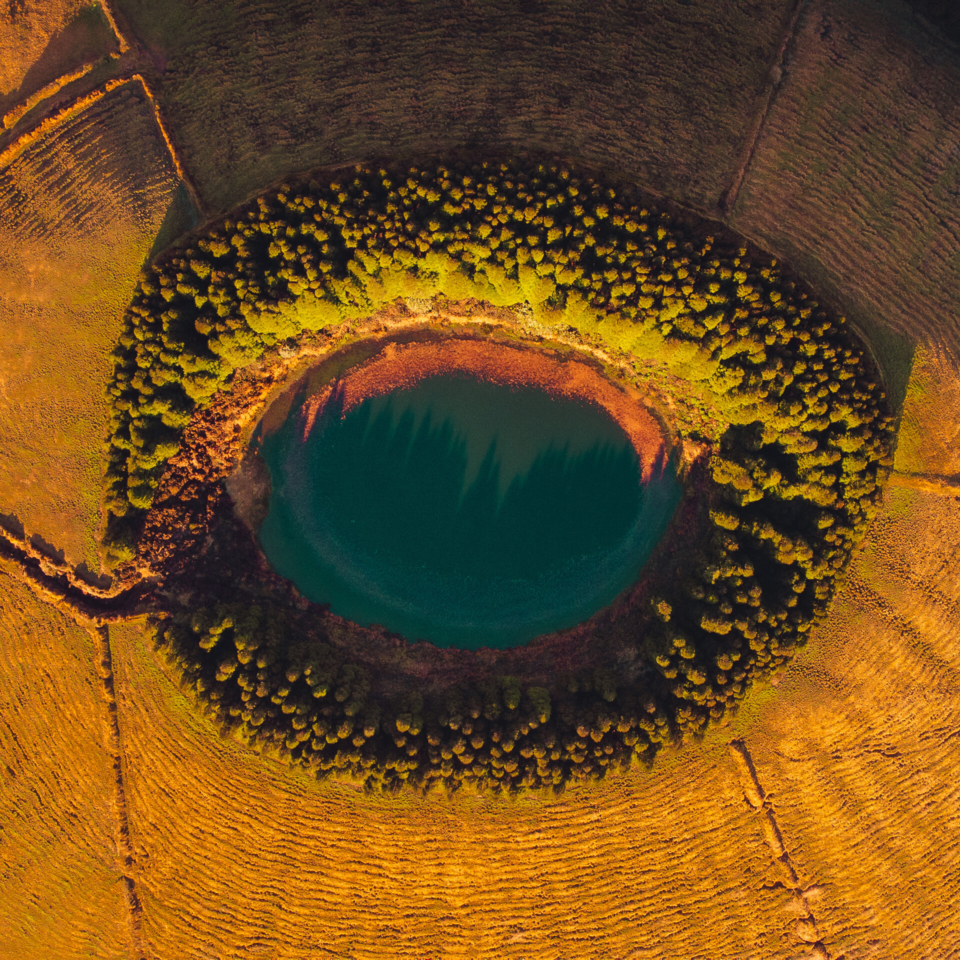 eye lake